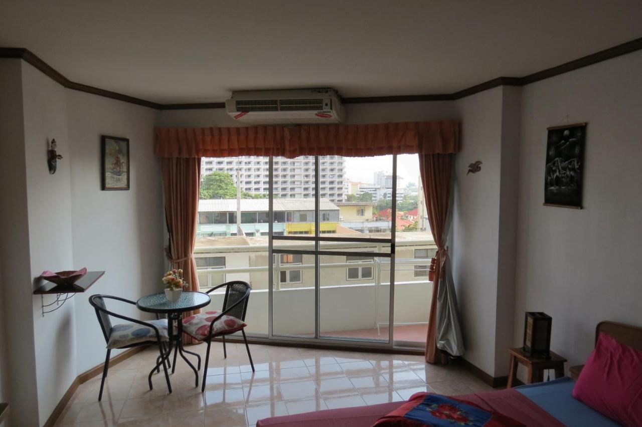 Tempat Tidur & Sarapan View Talay 1b